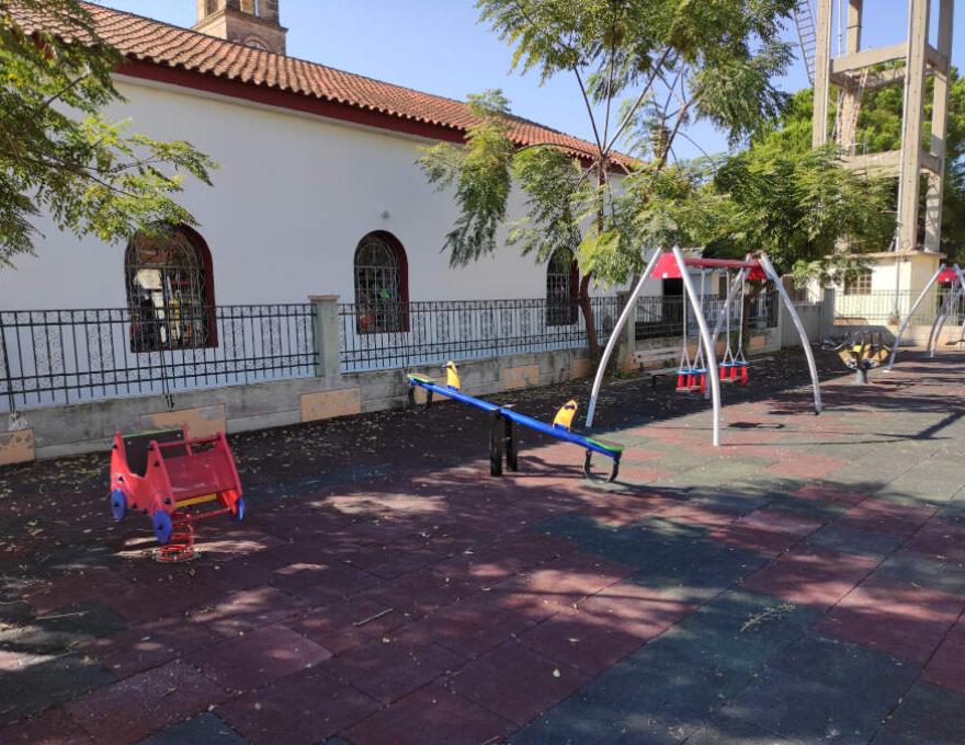 Παιδική Χαρά Έλους0